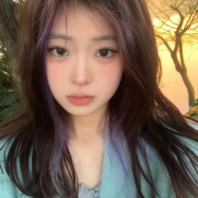 中间的房子